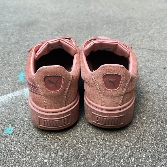 Puma Suede Platform Sneakers - Picture 3 of 6